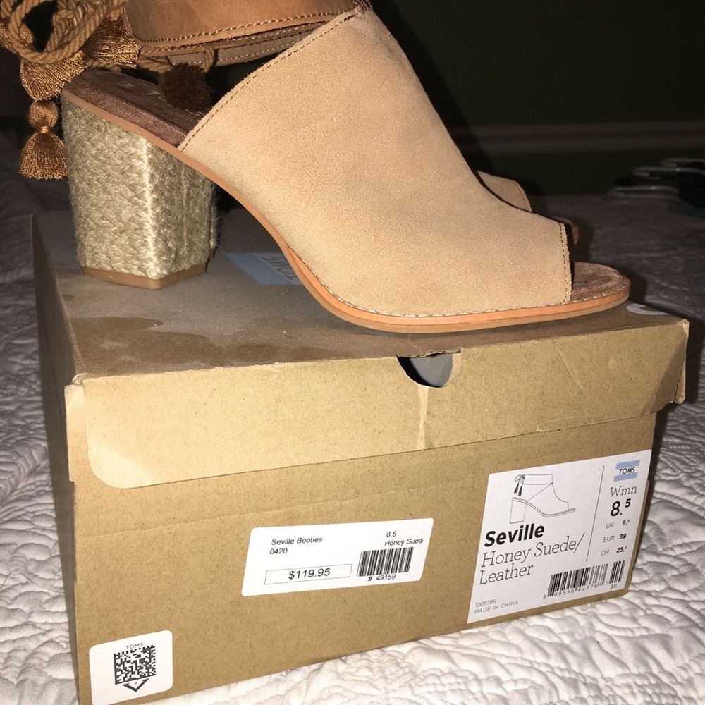Toms tan suede heel with tie in back